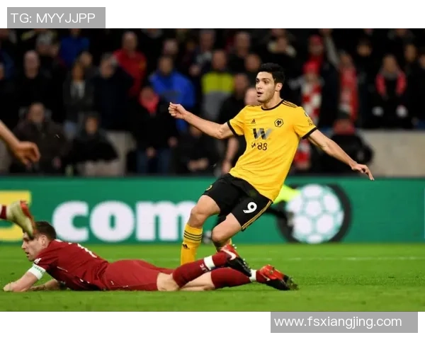 【安全卫士】米尔纳的坚持：正规护腿板，为年轻球员筑牢坚实“铁壁”！